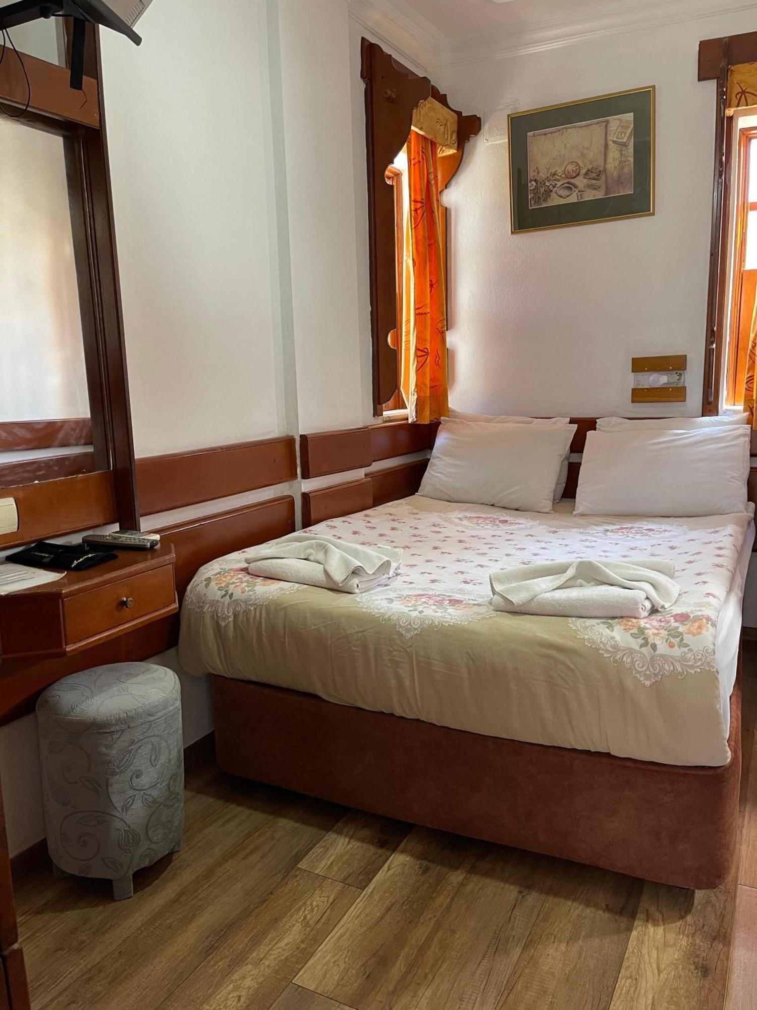 Hotel Karyatit Kaleici Antalya Extérieur photo