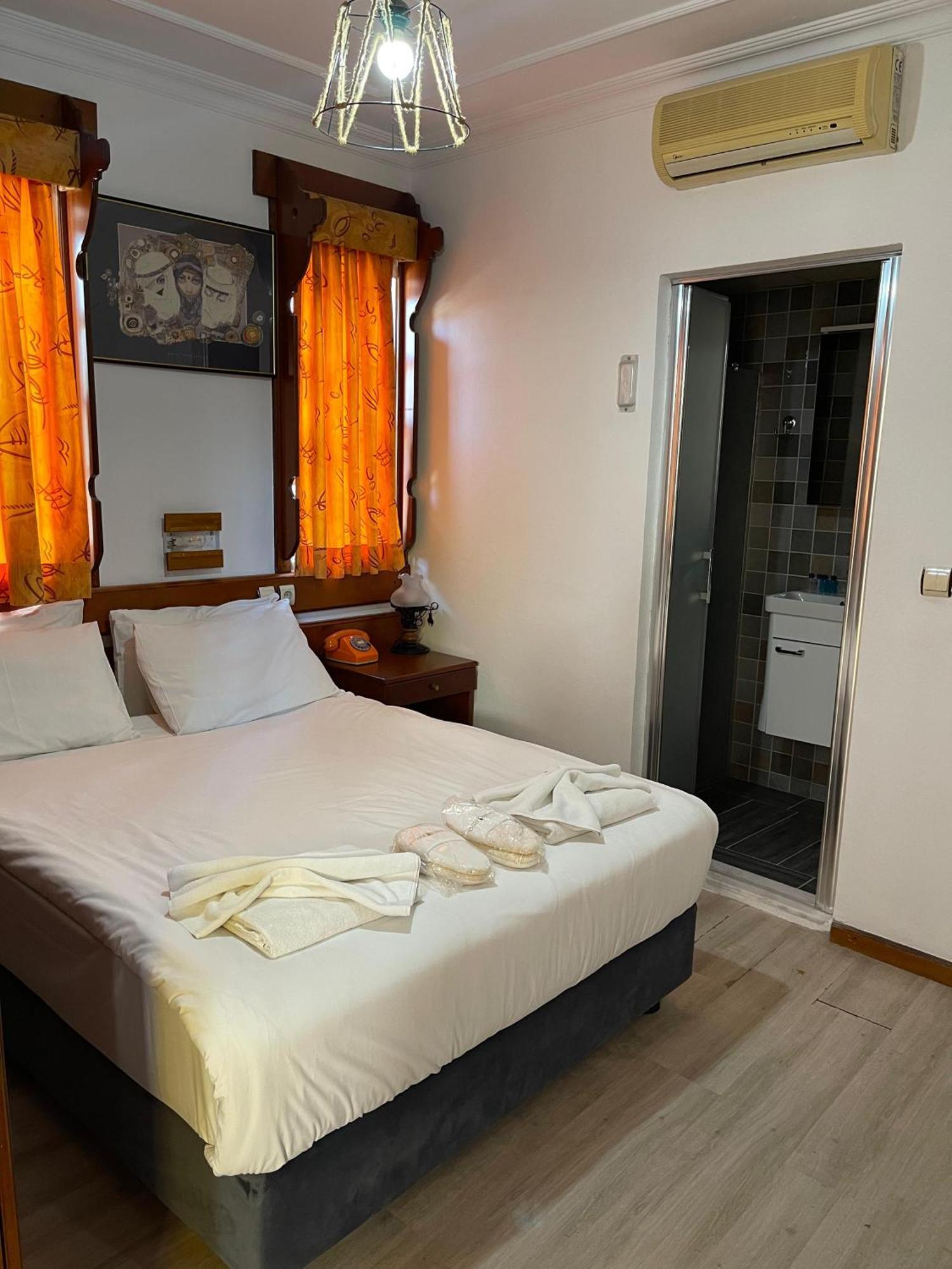 Hotel Karyatit Kaleici Antalya Extérieur photo