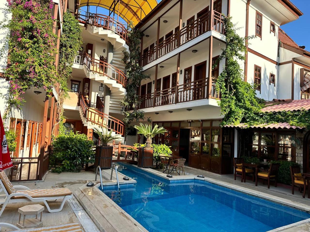 Hotel Karyatit Kaleici Antalya Extérieur photo