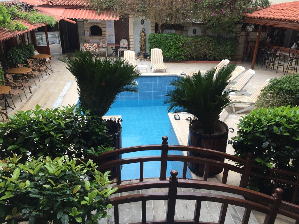 Hotel Karyatit Kaleici Antalya Extérieur photo